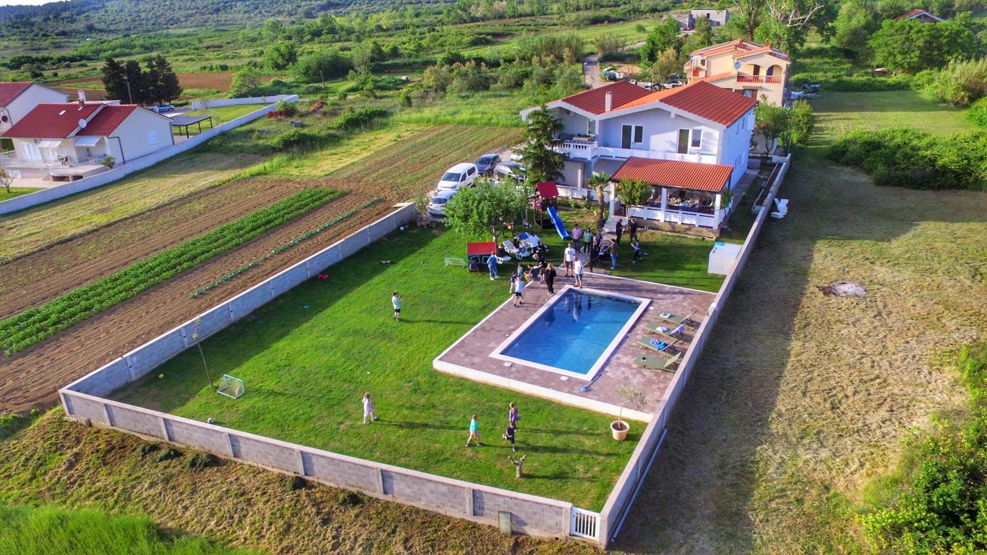 Willa House Rose With Garden And Pool Ljubač Zewnętrze zdjęcie